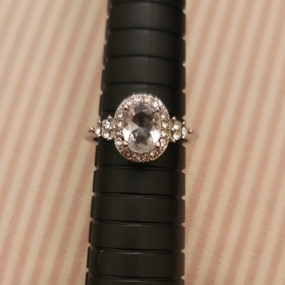 NWT Oval White Sapphire 925 Sterling Silver Ring - Picture 5 of 7